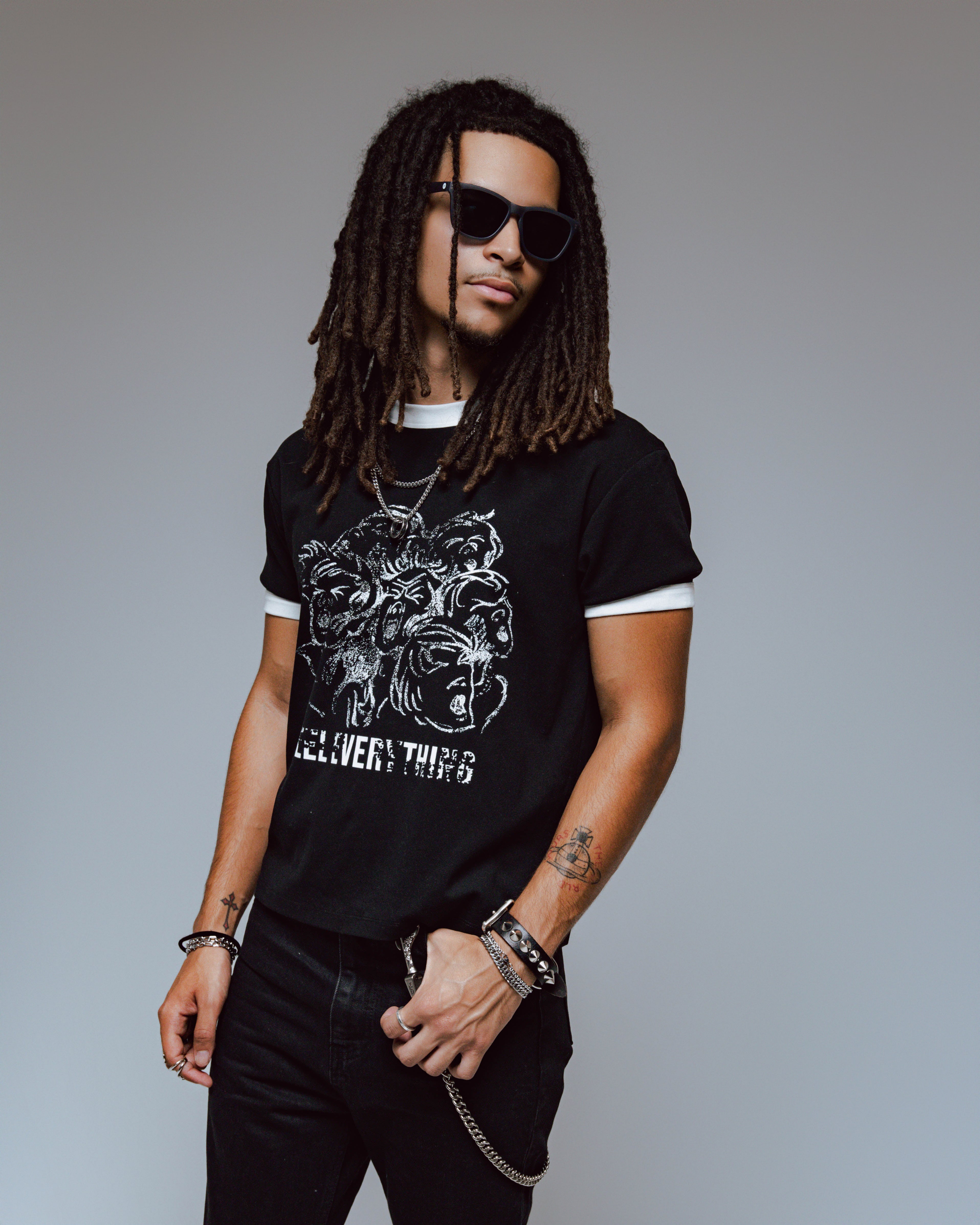 FEEL EVERYTHING Tee